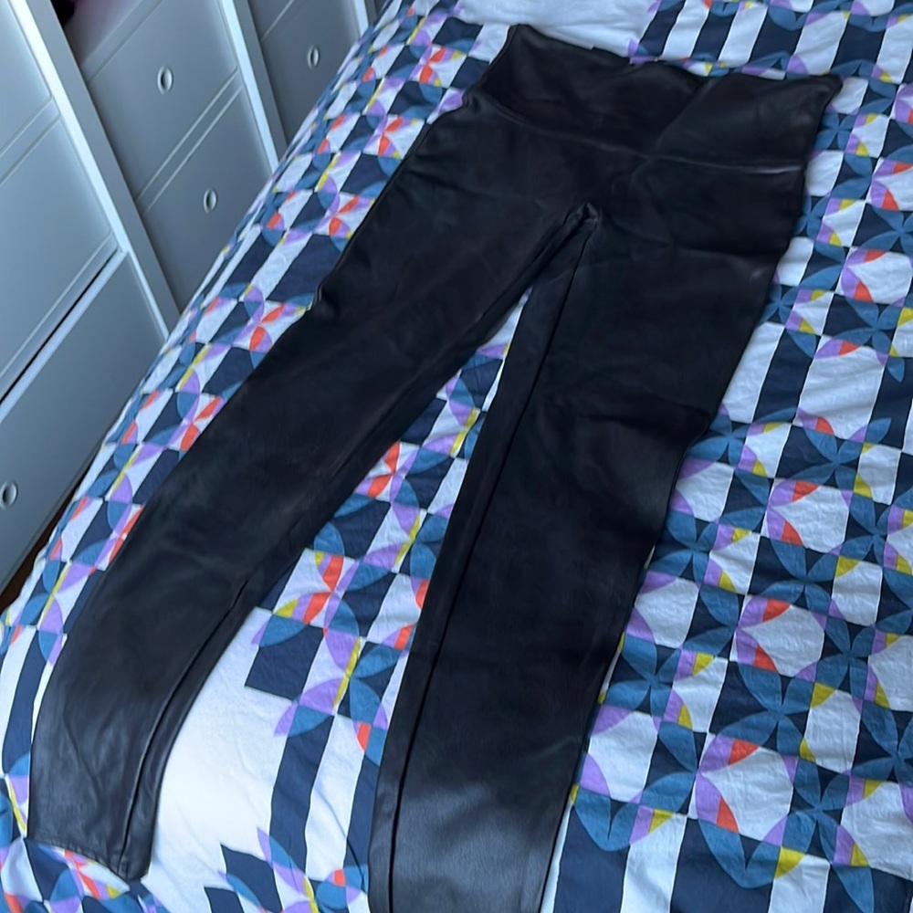 EUC Spanx Faux Leather Leggings